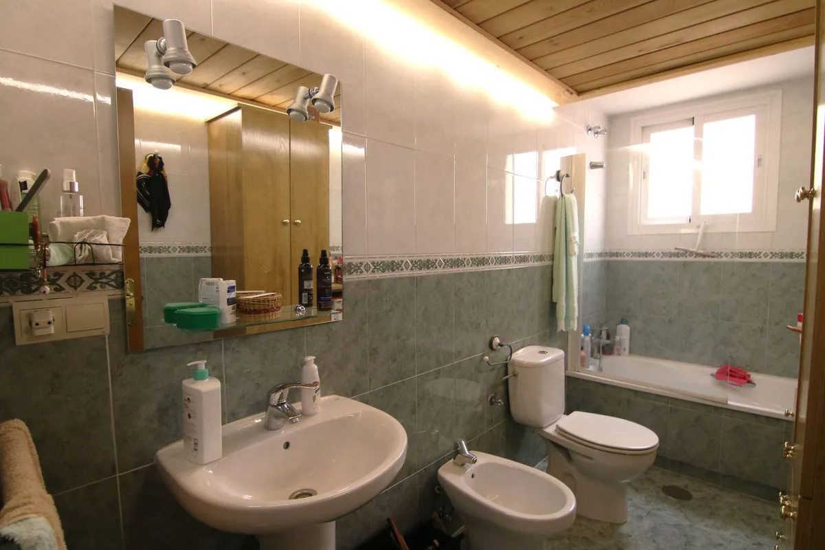 626cd65a-5fb0-4310-bea2-c4b86856508d