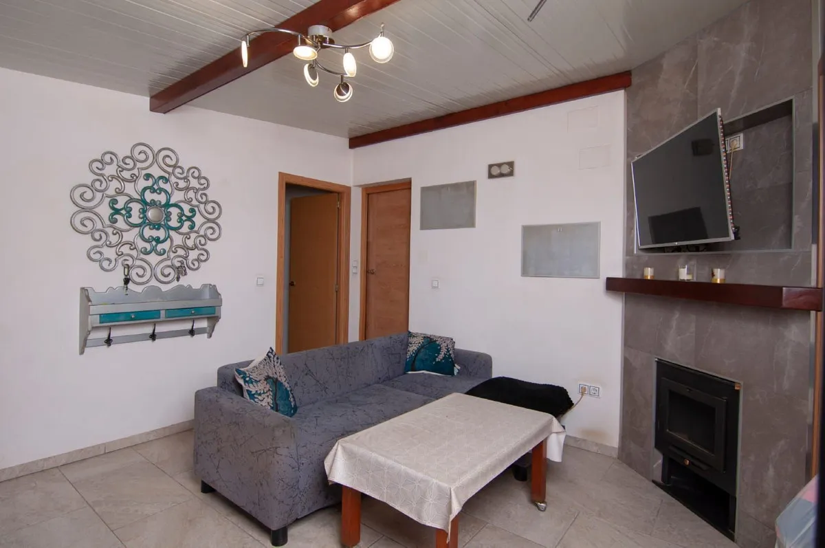 92693ef6-f588-4fc3-8a41-84361dde80f9