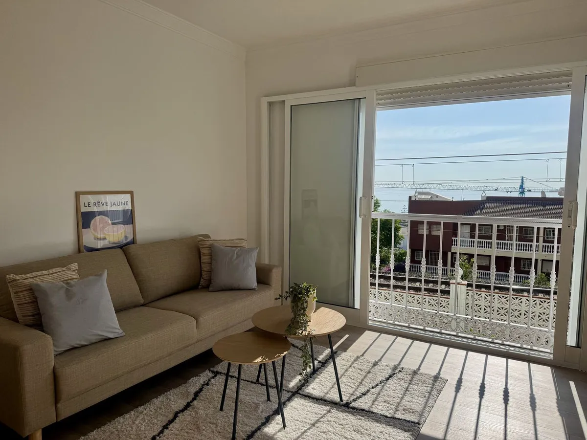 a0836ae8-810b-4f64-9fdb-1c00374ab873