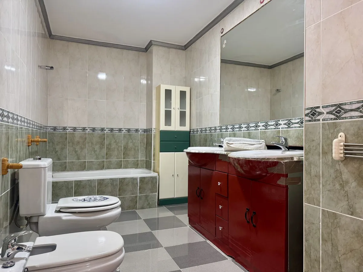 d64bc73e-b4b0-410f-bda6-b89a306f0833