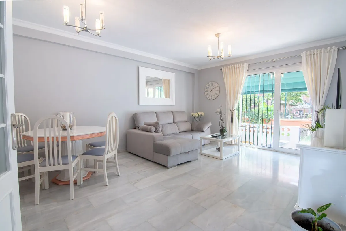 Sunny Retreat in Manilva Costa