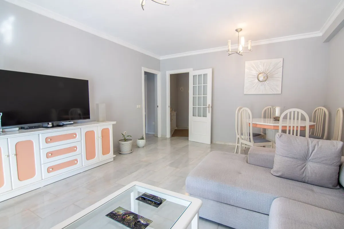 91014350-c0d0-468c-bbed-1a0a722b84f4