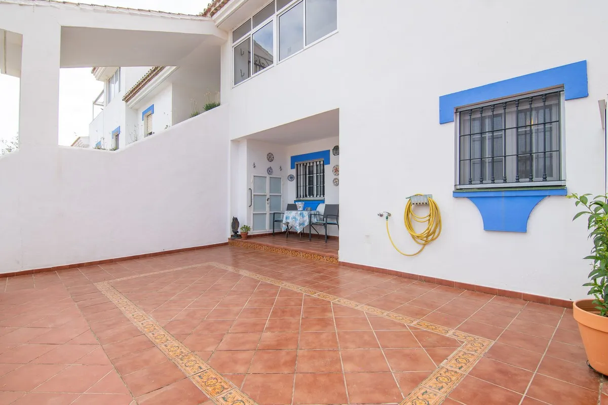 e3beda4f-79bd-4212-a299-77b83c0f0b05