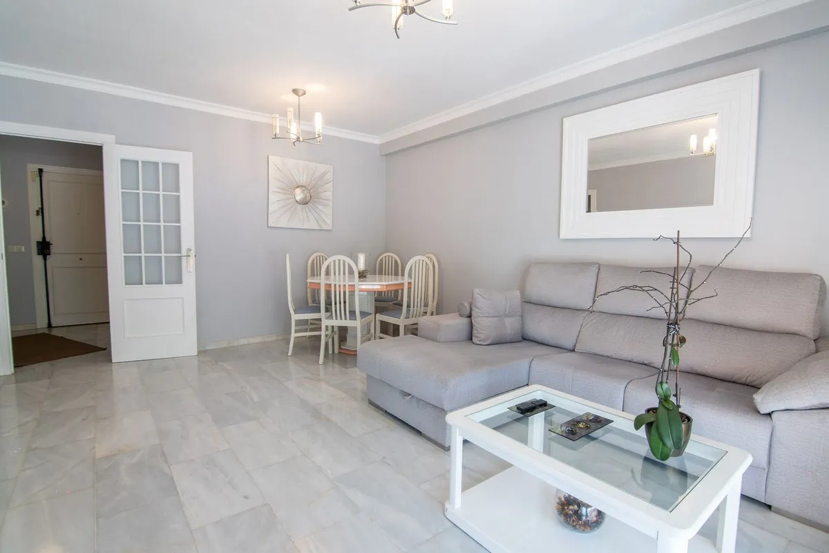 f400ecdd-4bec-40b3-a25f-f7950e90427a