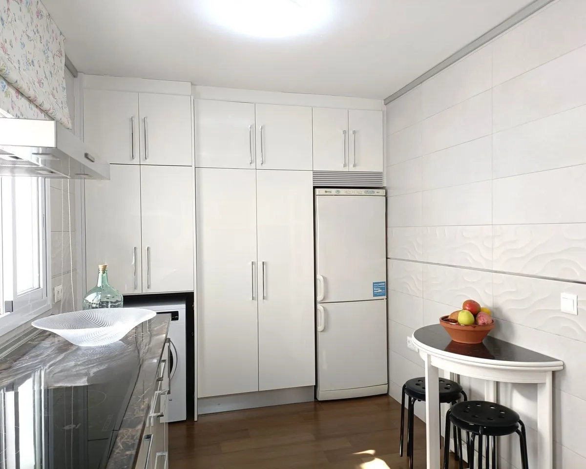 31165078-d87b-4734-8e74-753785019519