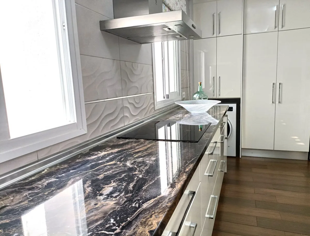 7eb5ac21-27eb-435a-a107-51d57a948fe5