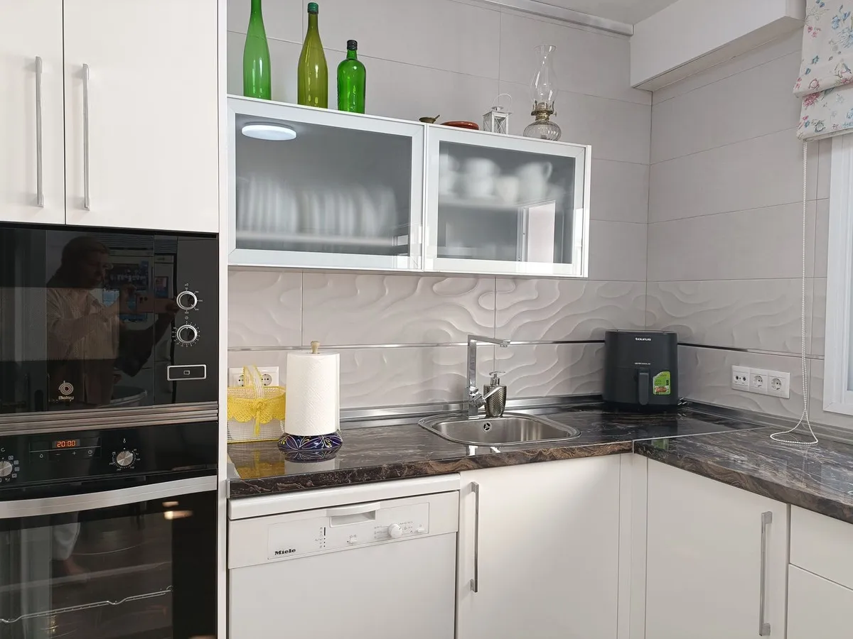 e3363997-29b9-4fb7-9d74-37217c726ff8