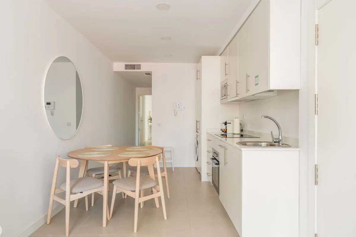 c5876165-9898-4090-ab85-d6eeb6a805fc