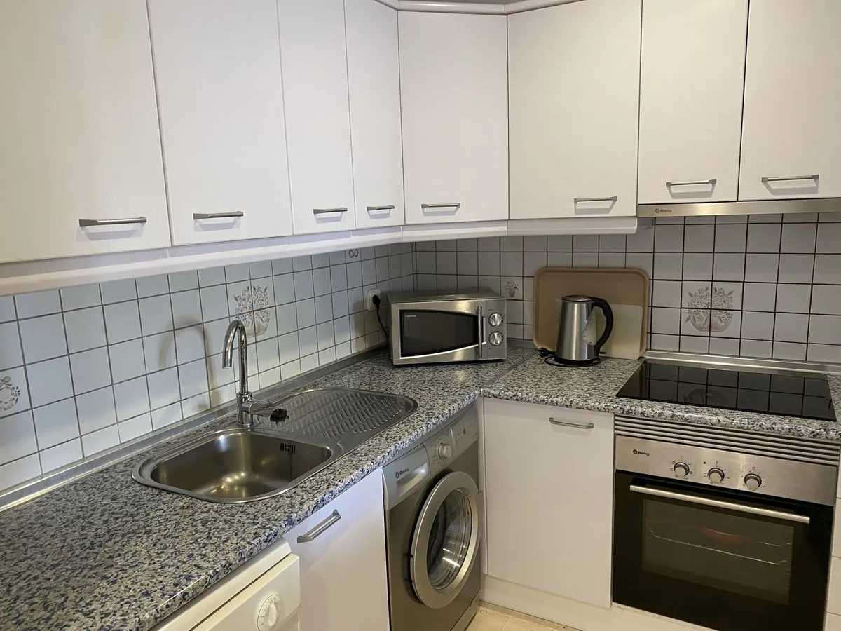 c908cb8d-d02c-4206-aaa3-3d38958bc893