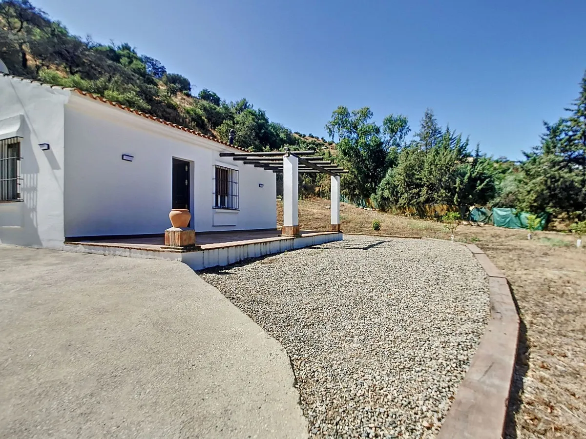 3aae318f-bbbb-4853-990e-7bdbff67f104