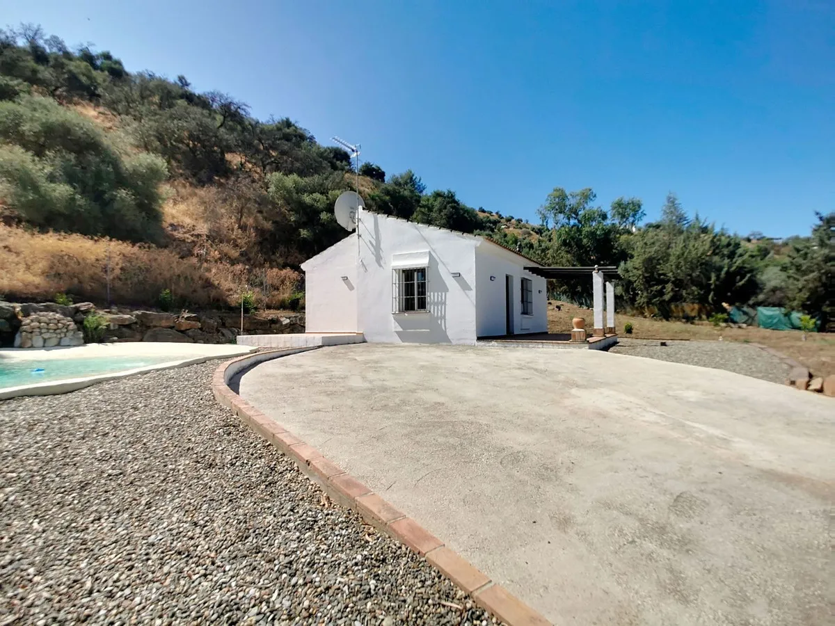 40fdf65e-9187-47a2-9e32-d666d7a21afc