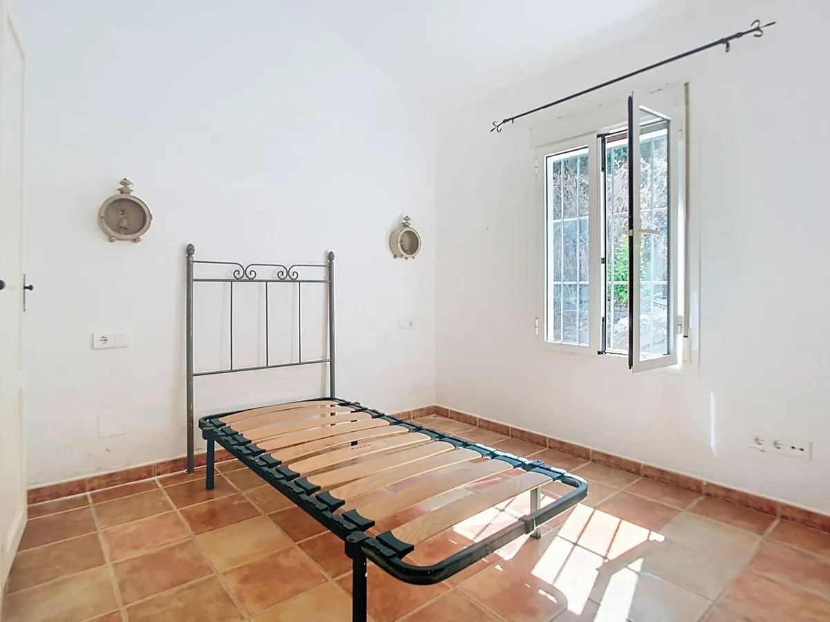 74d3cd8e-de12-43cf-9305-843666be1087