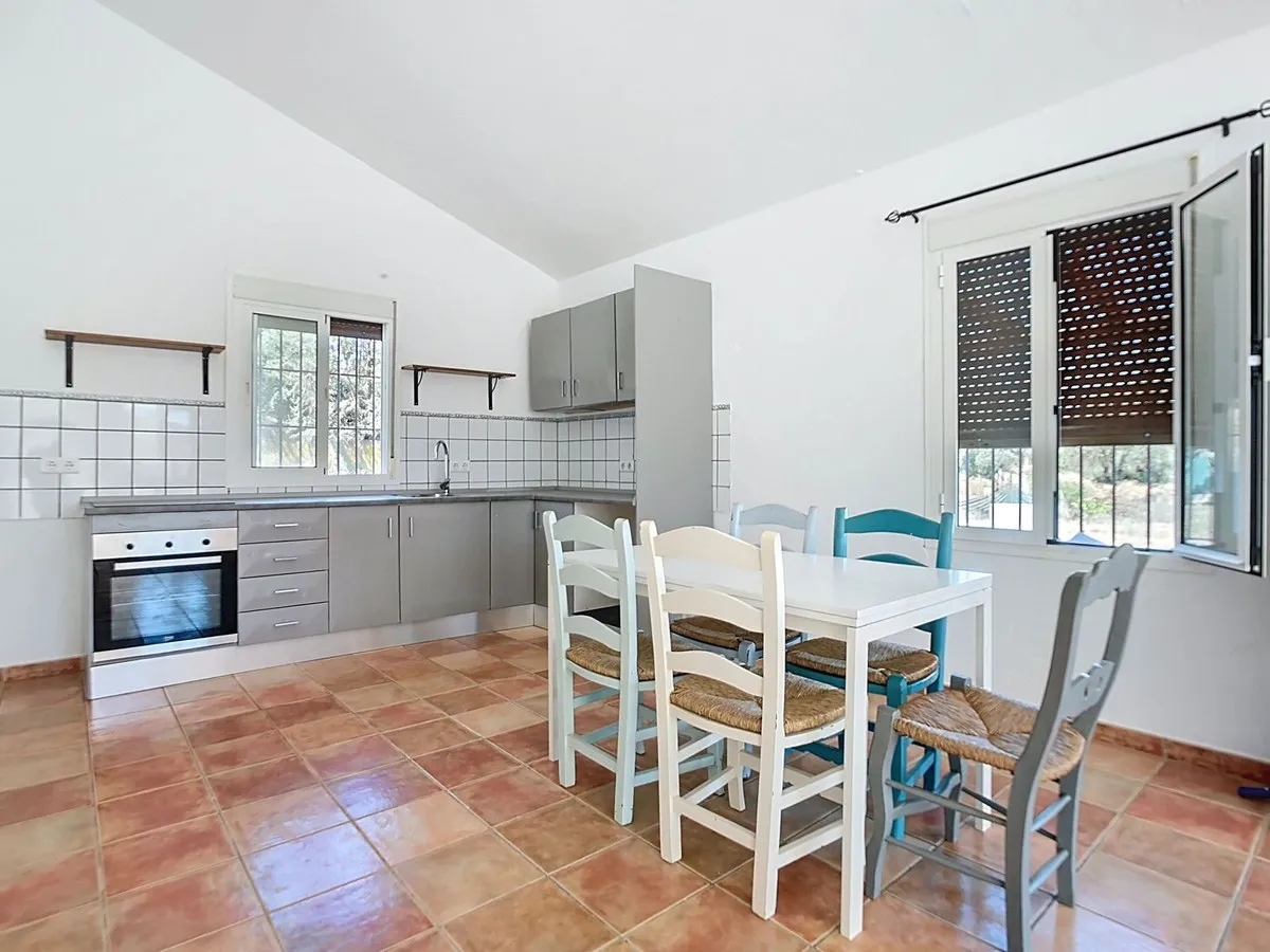 e2c5d067-b485-4f75-9612-a3ac42194c83