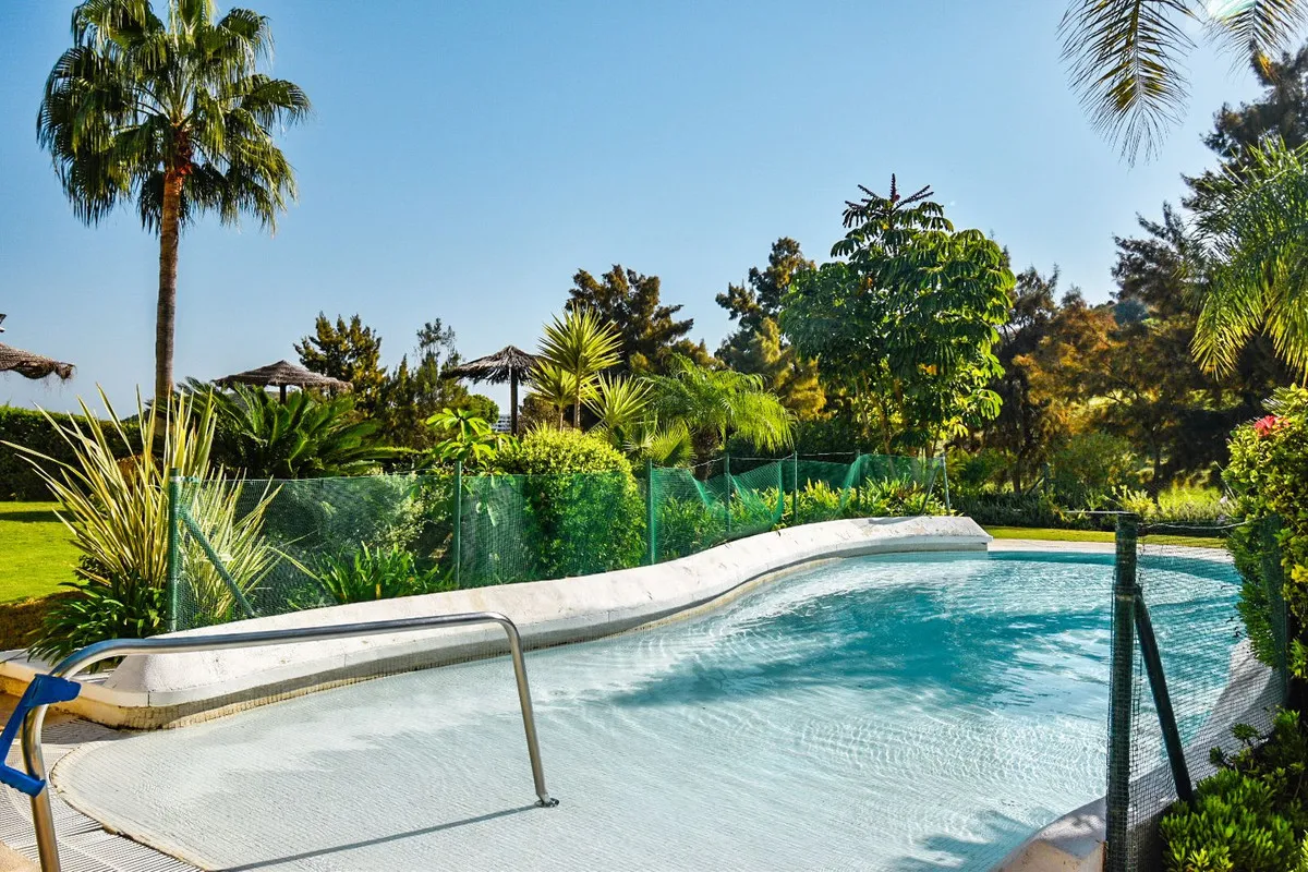 2e991293-7be7-4b0e-8fdb-dc8a9a02d576