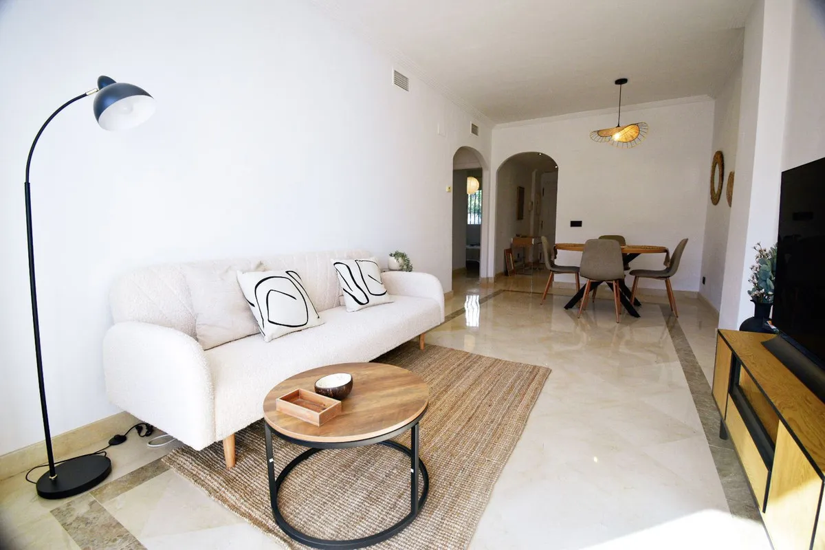 Stylish Calanova Golf 2-Bed Apartment with Sea Views