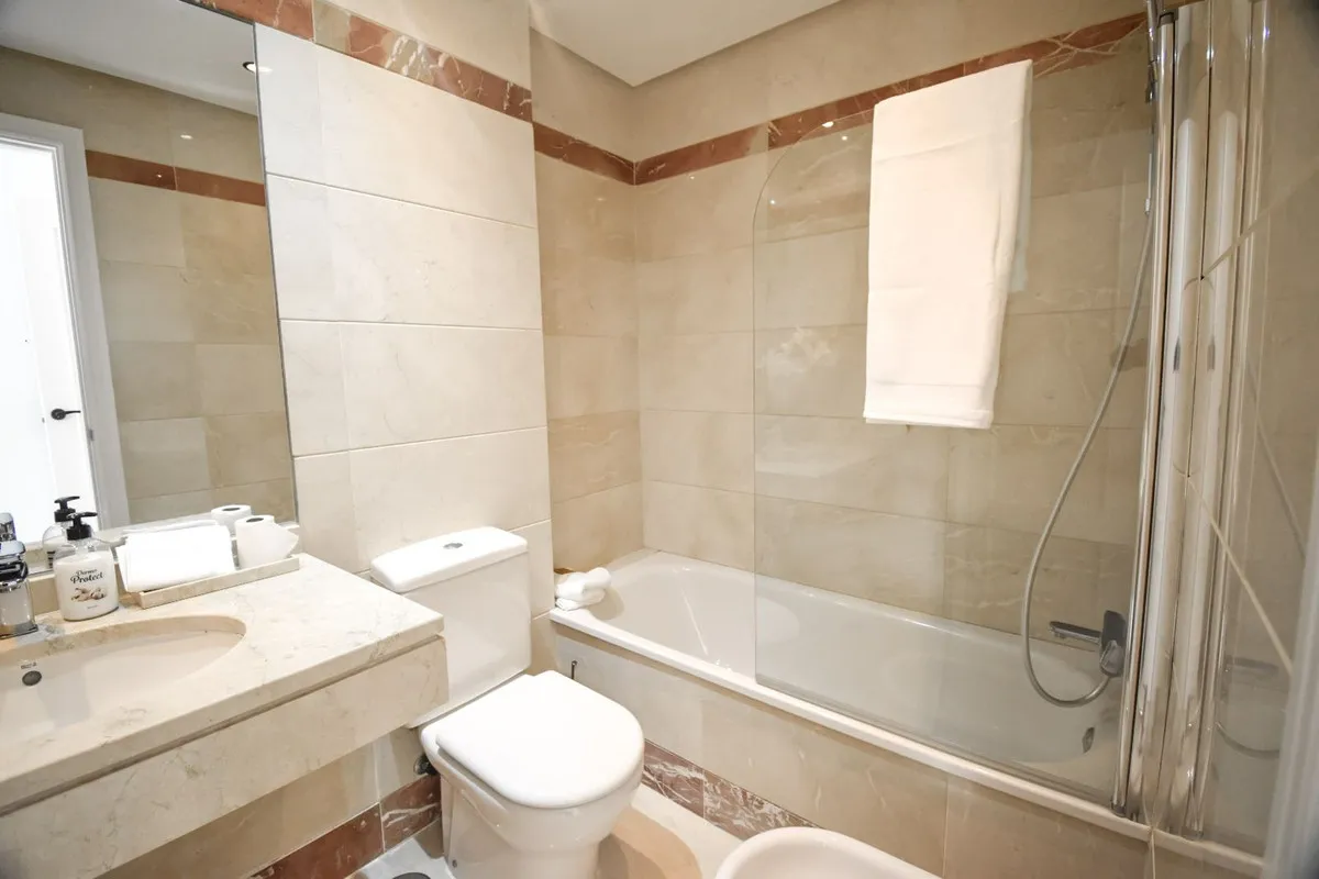 f8cb8eab-91ab-4043-8ea8-b8941b7c607d