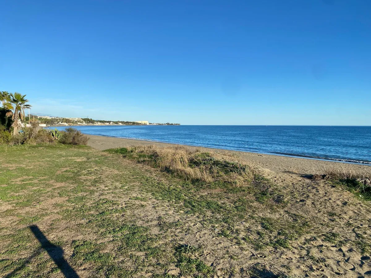 7037b8b6-fe12-415d-b26a-b7f8b8724e29