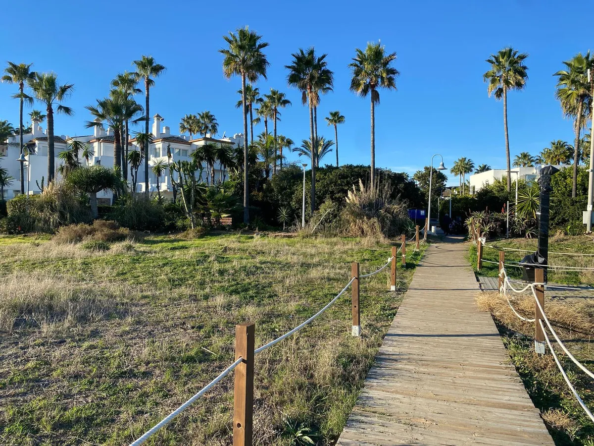 a2d95c66-5bd6-4568-8171-197a61c81416