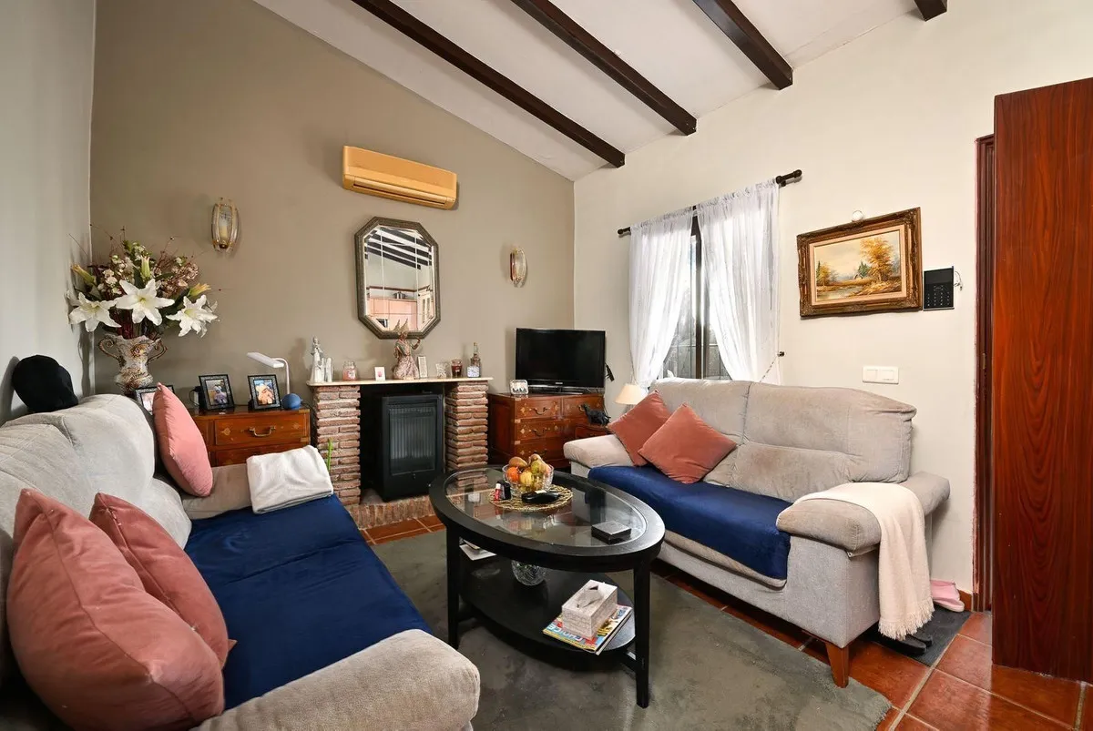 65c630f9-ad50-4eec-b831-d1781519649a