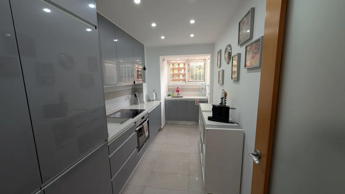 4198bedb-9ade-4263-b13c-d81d2dccba26