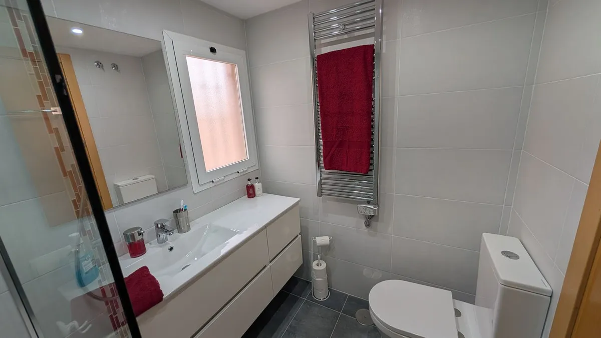 4ca8f975-e62f-4435-9c1c-2c8e9ad05ef1