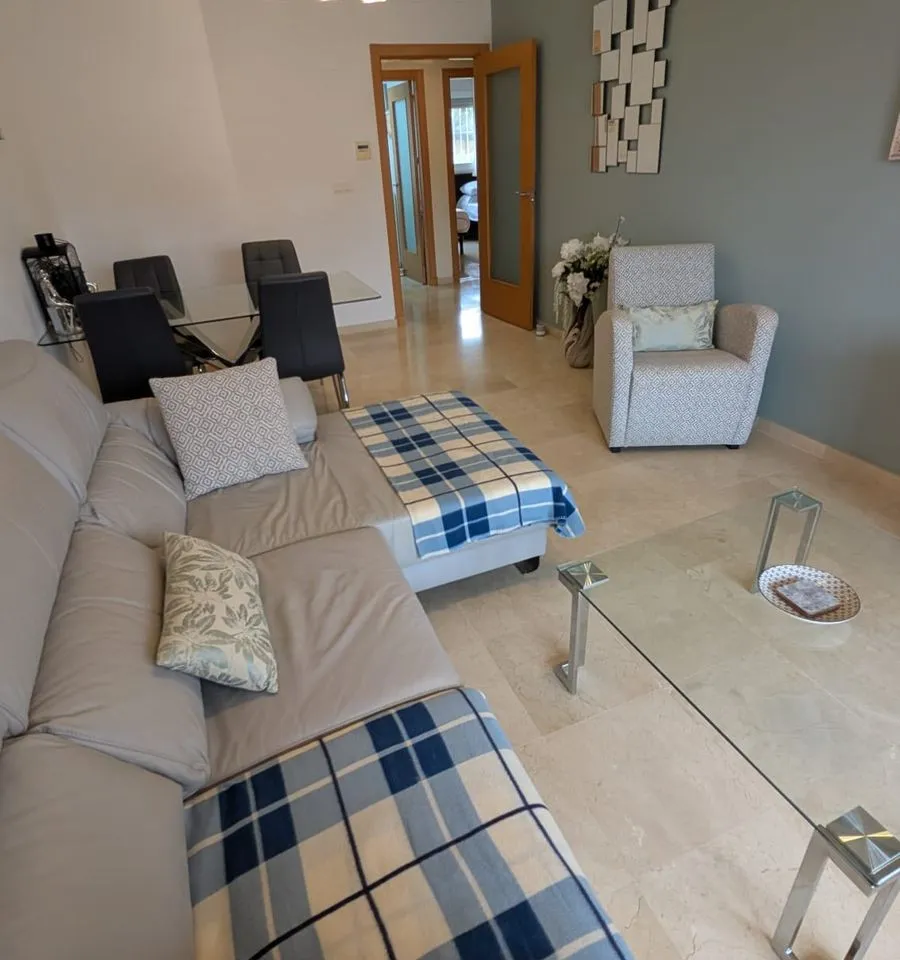 e80a8e9b-b3cf-43c2-a1fa-49703caeabdb