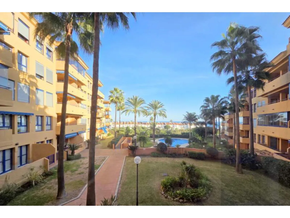 c4f1298d-ad28-4afc-a1e6-5281b2868381