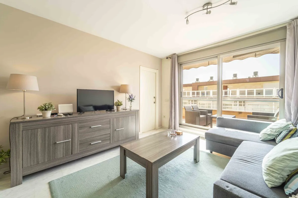 3a9c1d64-7fd9-4f12-9085-d56f72d344bf