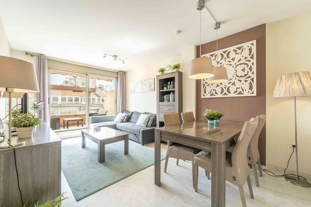 Charming 1-Bedroom Apartment Near Benalmádena Harbor