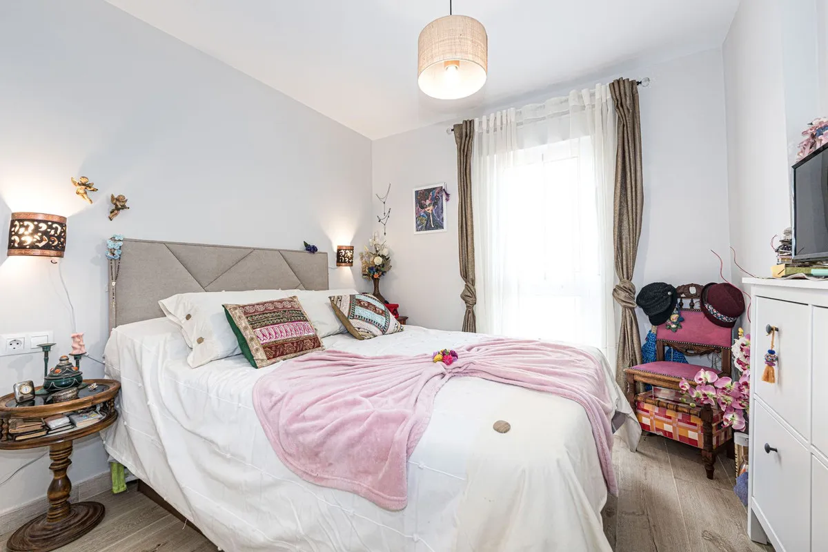 07f40110-e5cc-4c7a-bfbd-ae87f71f82f0