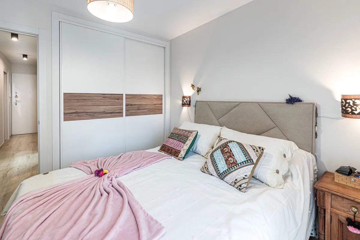 3a6eb1db-c4e5-444e-95d0-7e743030a545