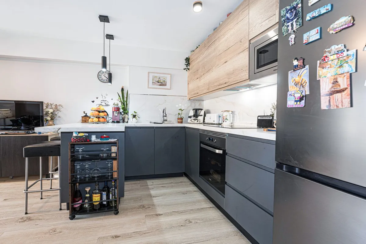 6e96c35d-cd09-489e-94ad-f2fa8a102391