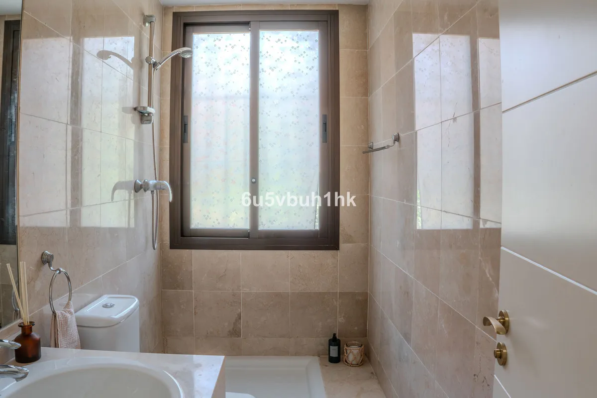 687444f1-51cb-4f87-8534-b5659a58d131