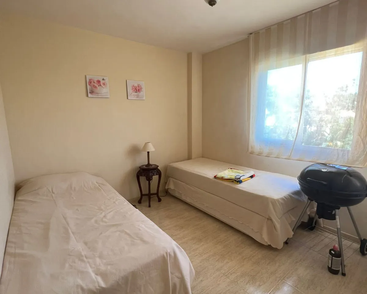 db277363-9ac3-4068-8056-c47c65e7e9e7