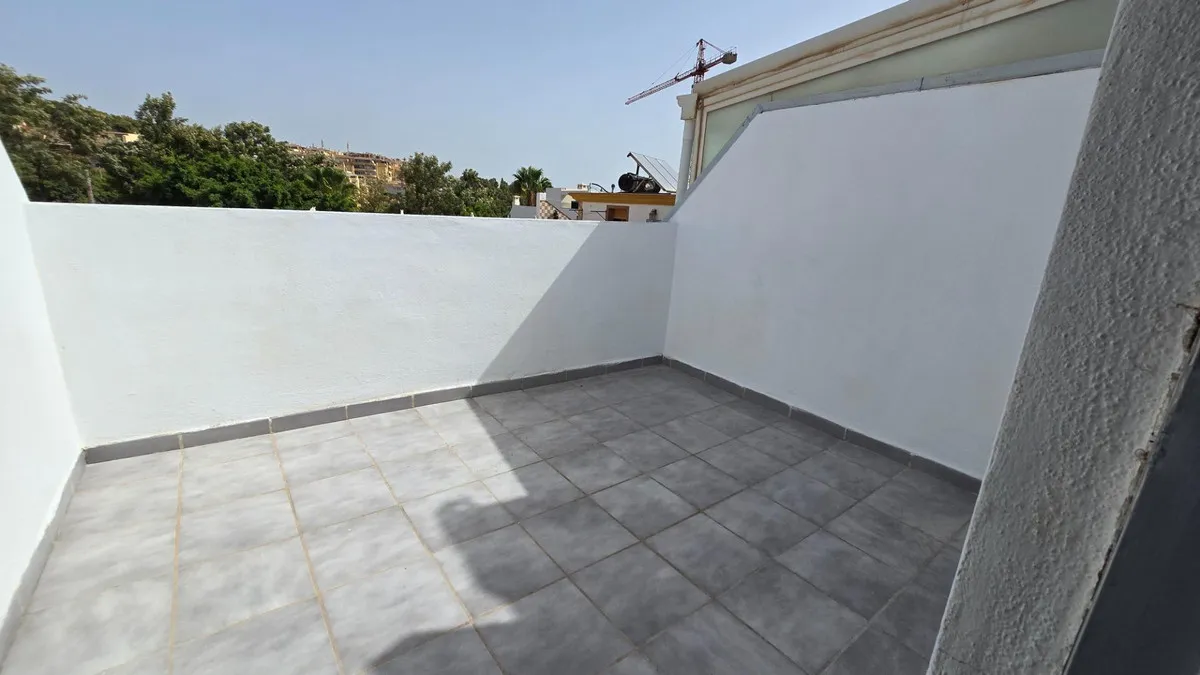 22061a49-4fd8-4e34-8821-638c4a06d166