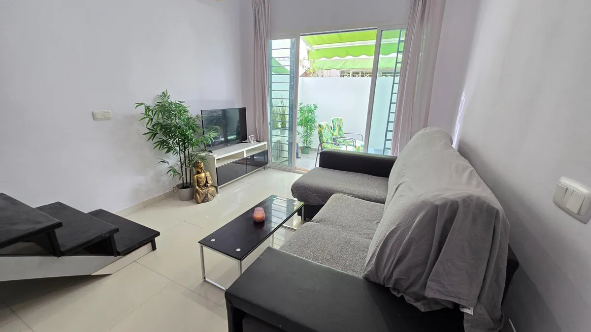 22751cb5-f2f1-4a5b-81fe-a29f12ce04c3