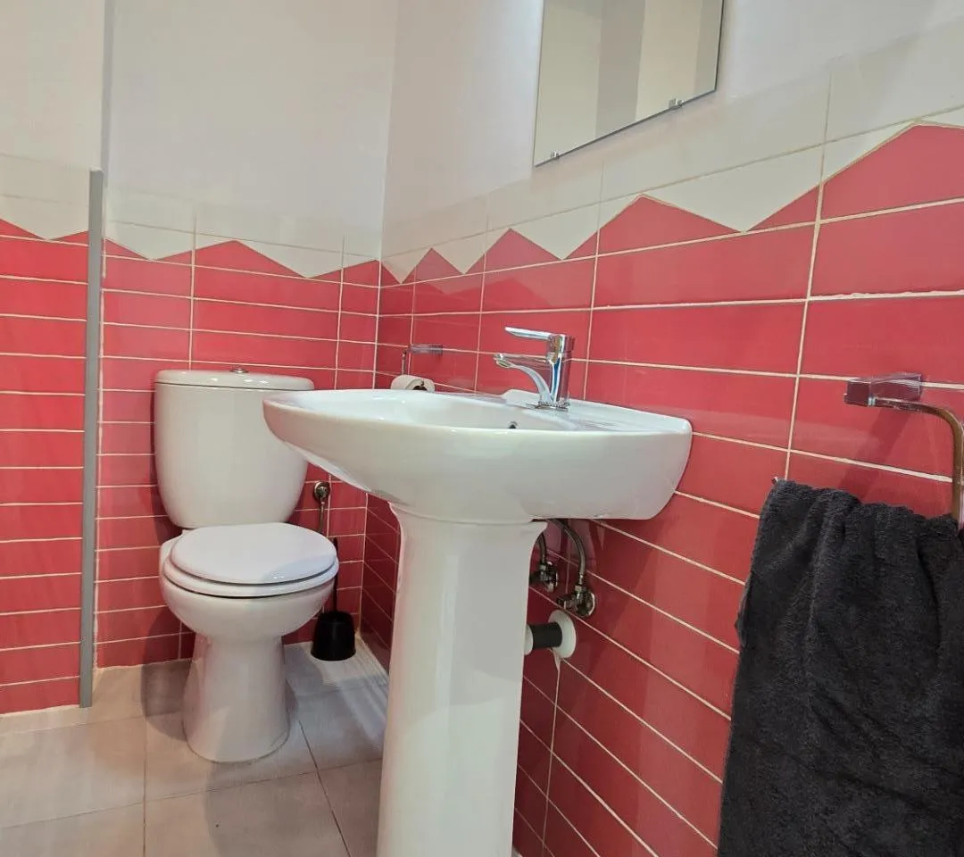 c38fe7f1-5c92-436d-9b9e-5f8a748f2658