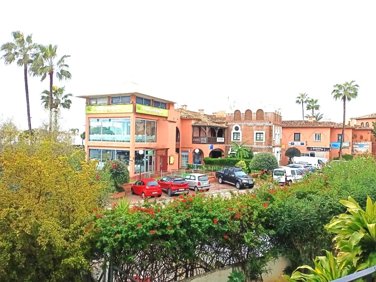 551eda1c-a988-41a4-9eb1-e7ca99e0c0b6