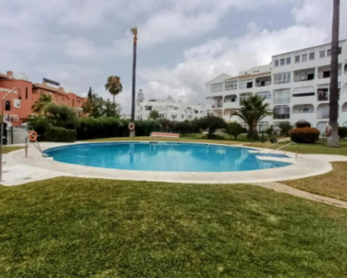 ac0f2e46-f3c2-41c6-ade0-5305c3e1aa0b