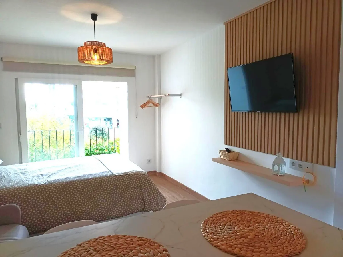 db1257ea-99c5-4c93-98bf-a59dcc501926