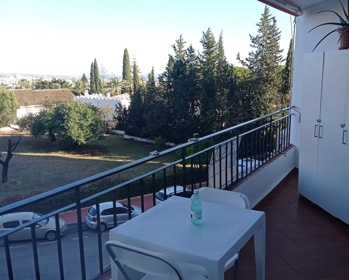 1afbd334-c0ed-4779-867d-e490861e0671