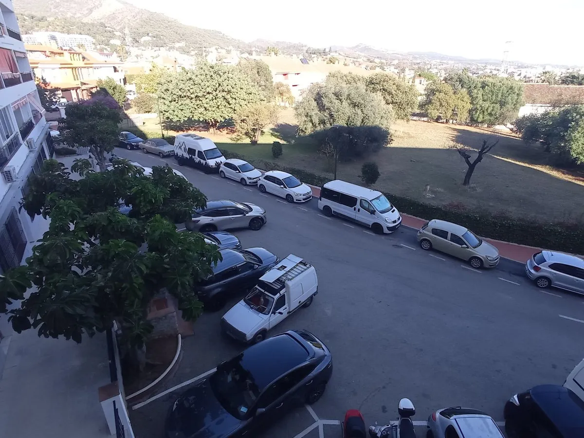 8dd7bad8-d943-4e63-adce-30ed575cd5bd