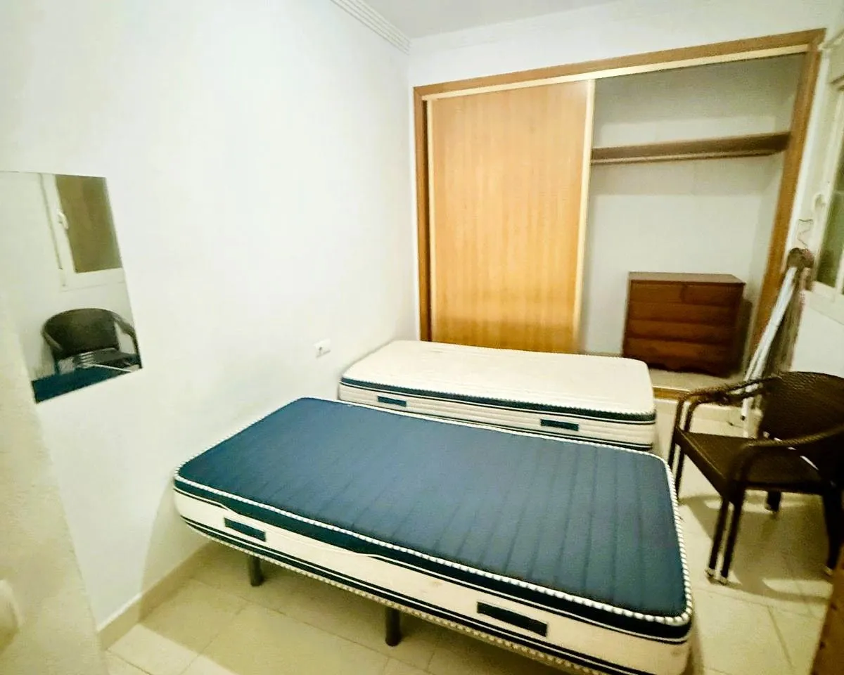 8e7d4593-c0fc-42ce-b981-fcec799690bd