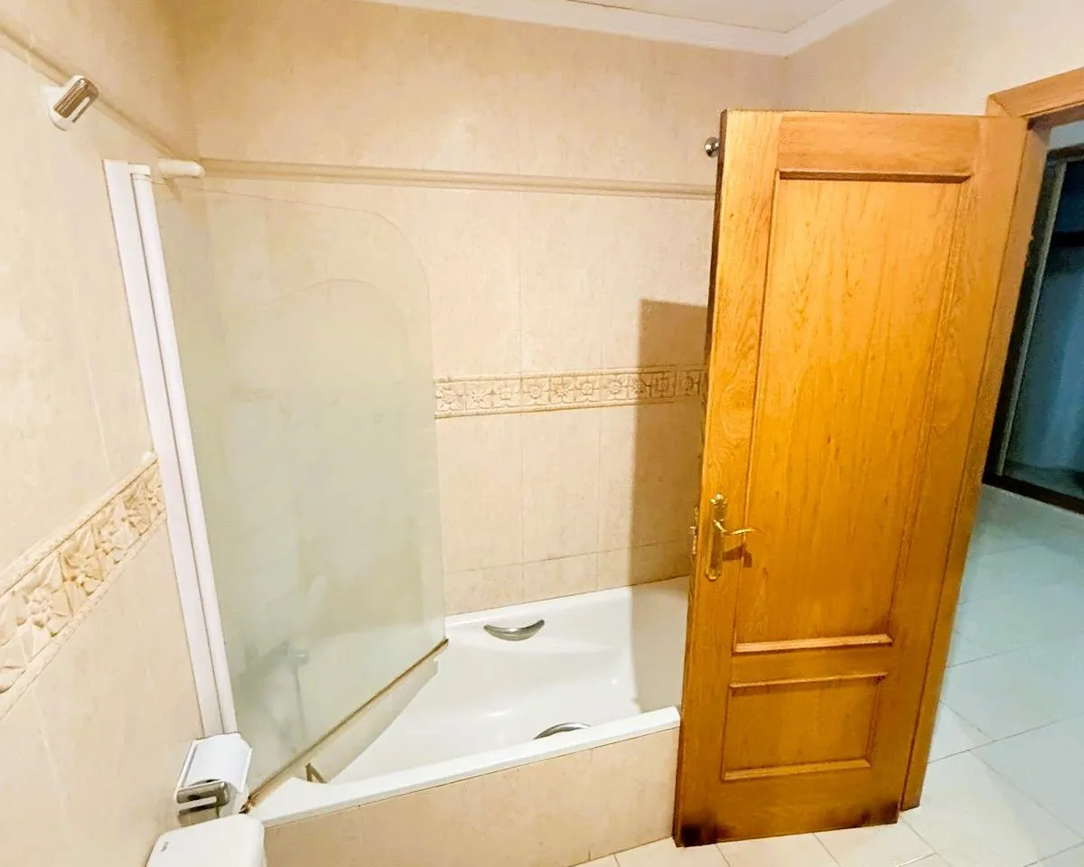 e134a399-a84d-4fc9-aead-bb9d3861bf34