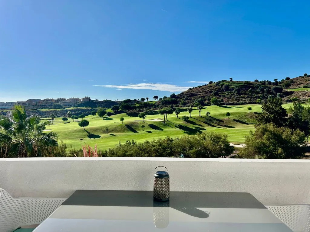 4c28d9b6-94d8-40fb-981e-34077a9d9cc0