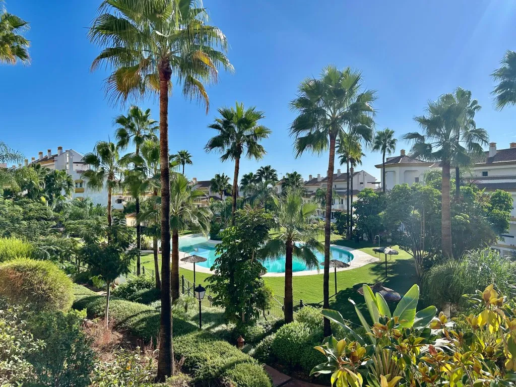 6e8c4187-bcea-4f12-9ed7-6f69713300e0