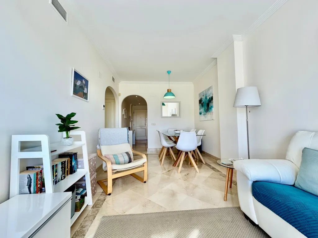 77a18b4c-7343-41c0-979d-e2249b32c826