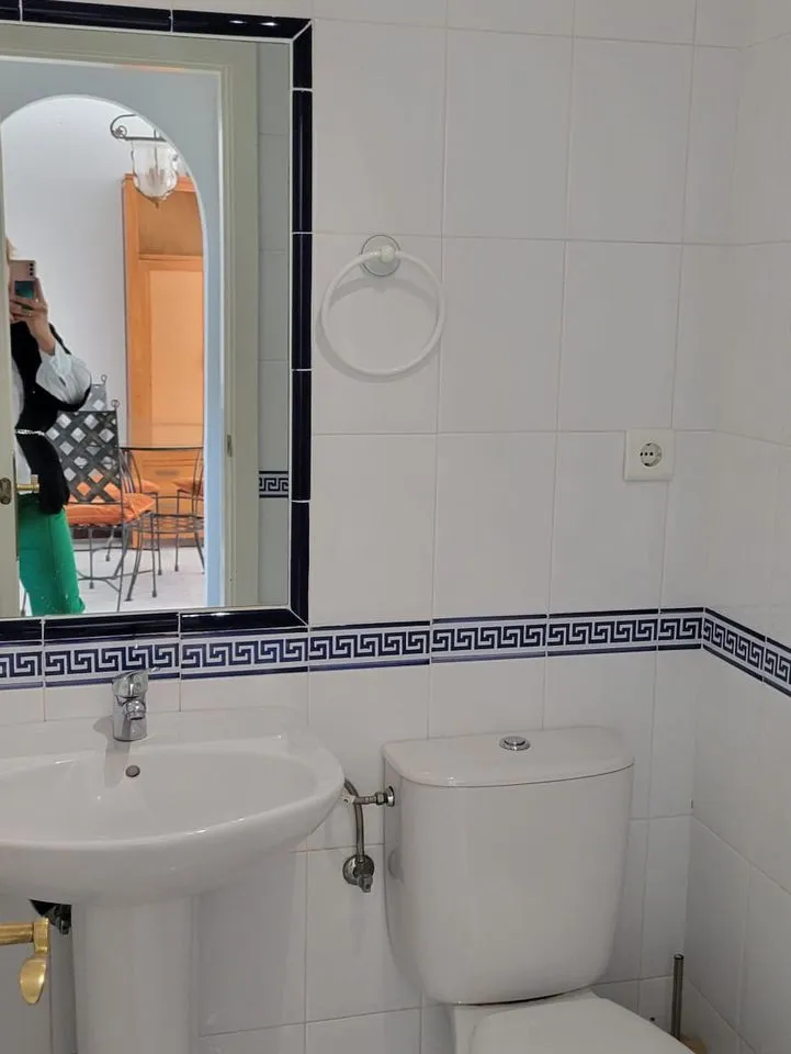 eb843805-93d2-4244-b46c-ca55876d6fa0