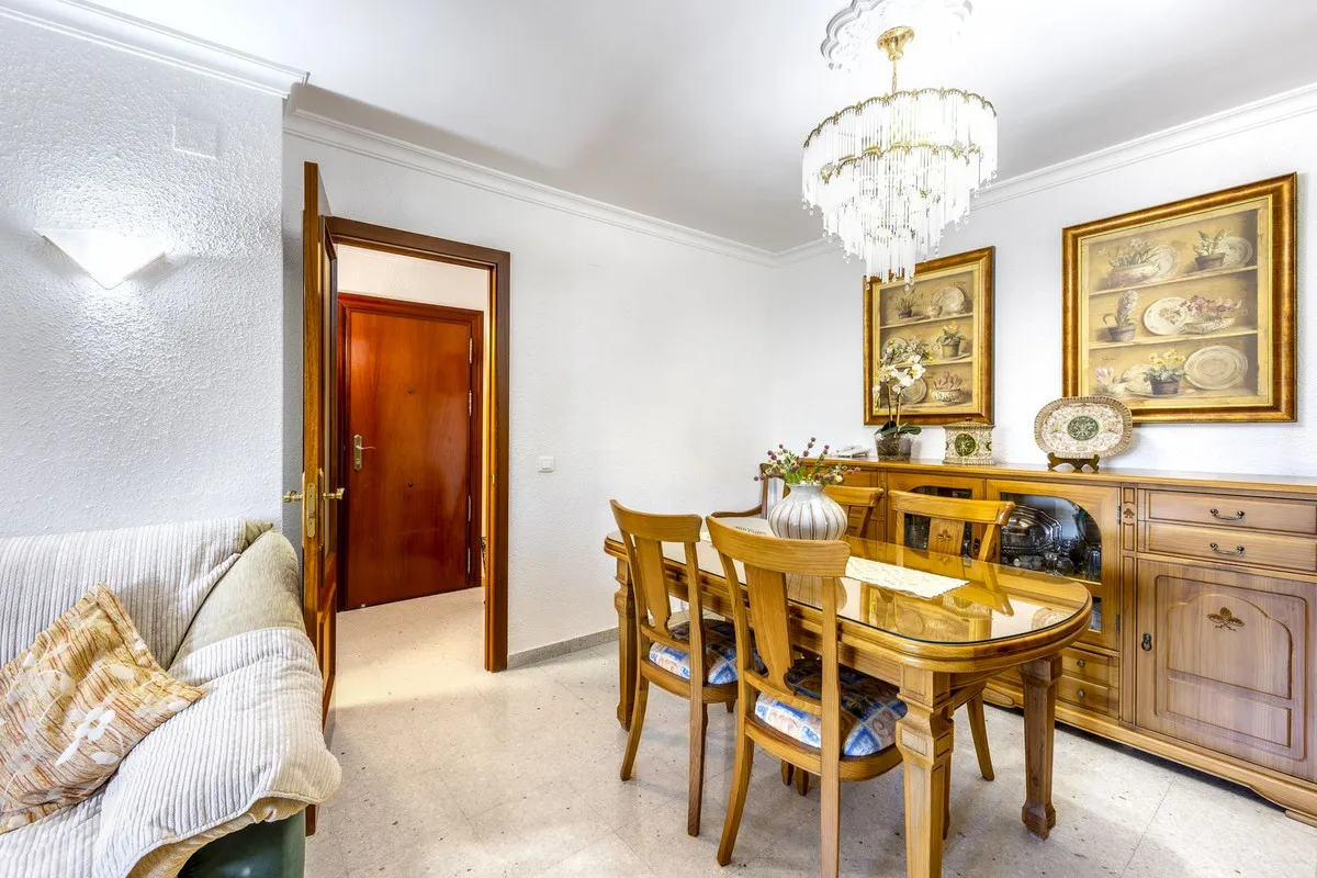 092bb307-72b6-405b-aa48-d506935eaf3e