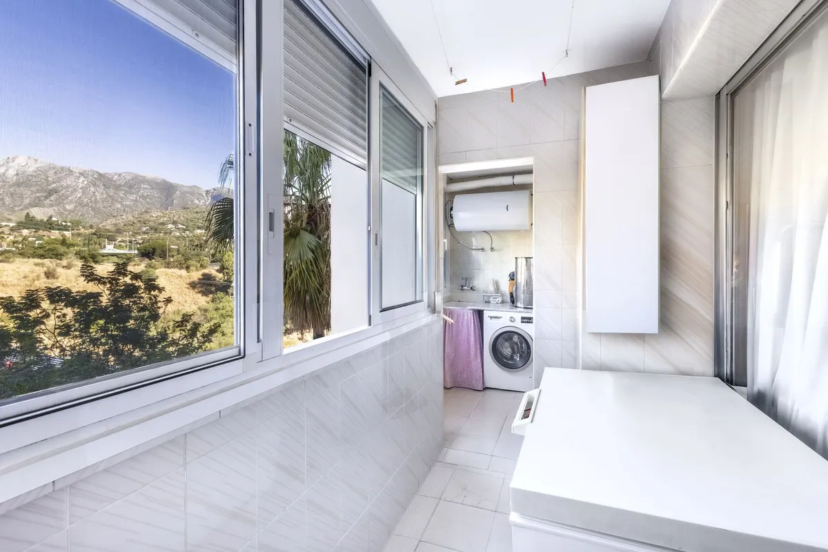 309cbef2-6ca5-489f-8254-a409d4827bad